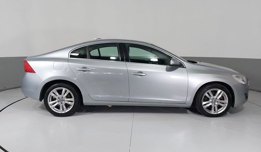 Volvo S60 2.0 T5 KINETIC AT Sedan 2012