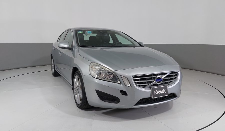 Volvo S60 2.0 T5 KINETIC AT Sedan 2012