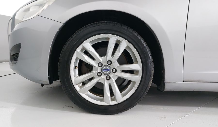 Volvo S60 2.0 T5 KINETIC AT Sedan 2012