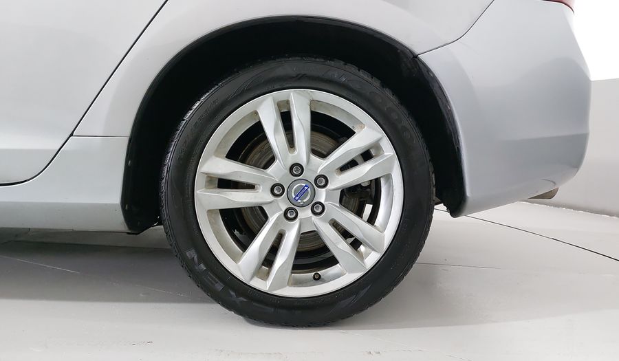 Volvo S60 2.0 T5 KINETIC AT Sedan 2012