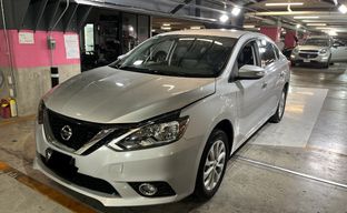 Nissan • Sentra