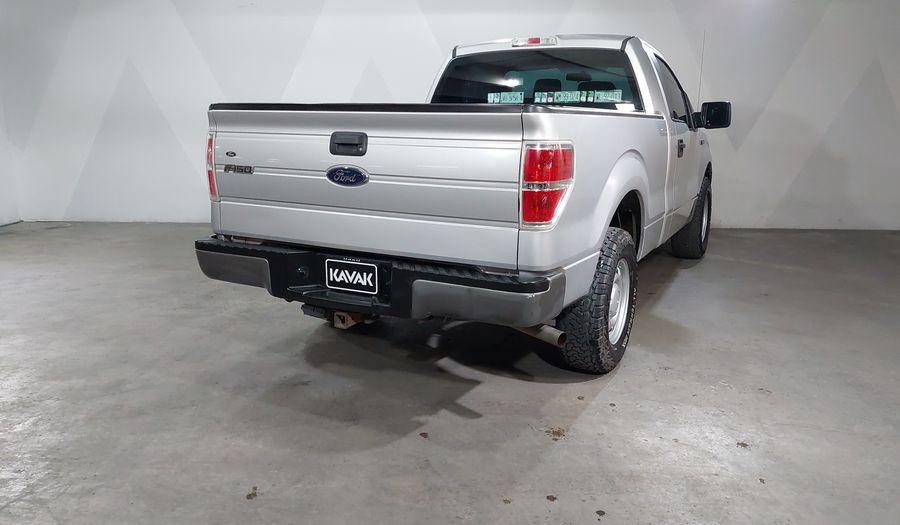 Ford F-150 3.7 XL REG 4X2 V6 AT Pickup 2014