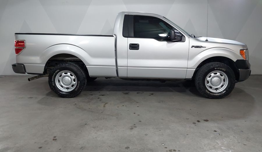 Ford F-150 3.7 XL REG 4X2 V6 AT Pickup 2014