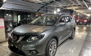 Nissan • X-Trail