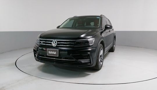 Volkswagen • Tiguan