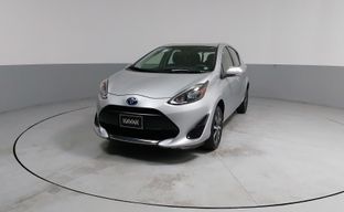 Toyota • Prius C