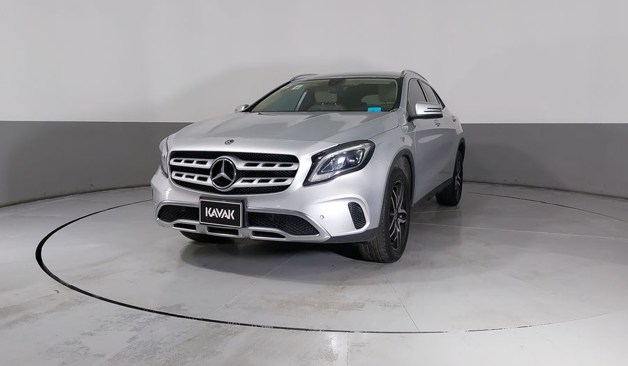 Mercedes Benz Clase Gla 1.6 GLA 200 SPORT DCT Suv 2019