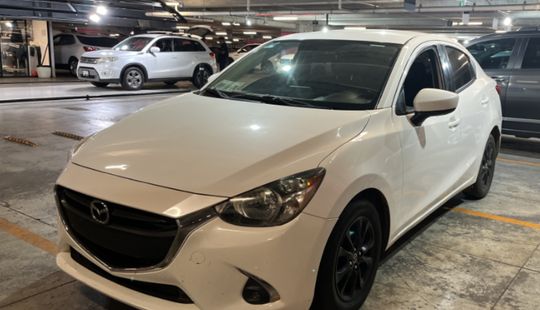 Mazda • Mazda 2