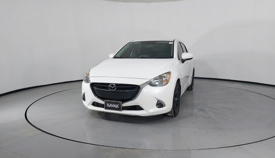 Mazda • Mazda 2