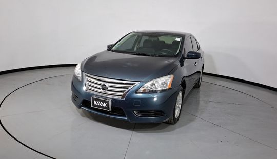 Nissan • Sentra