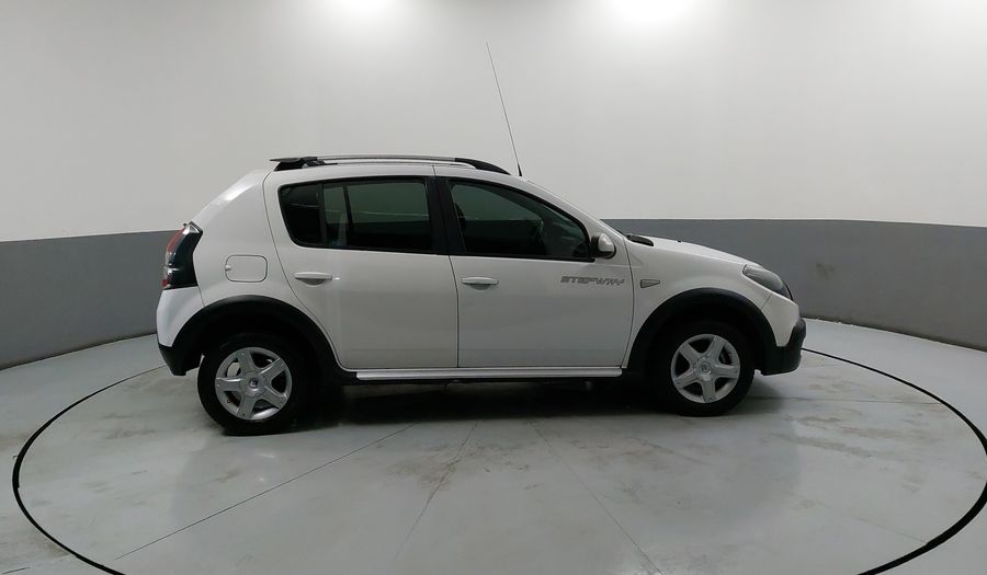 Renault Stepway 1.6 DYNAMIQUE MEDIA NAV MT Hatchback 2015