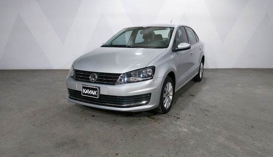 Volkswagen • Vento