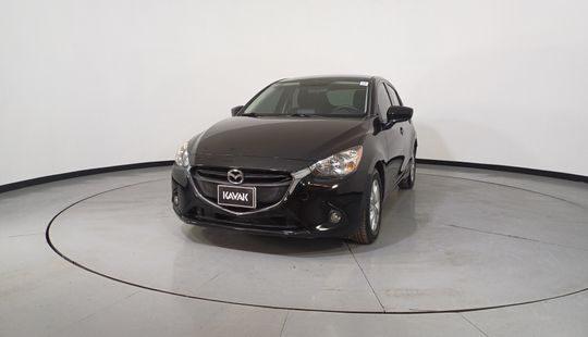 Mazda • Mazda 2