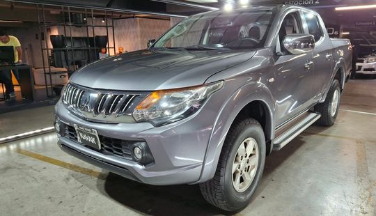 Mitsubishi • L200