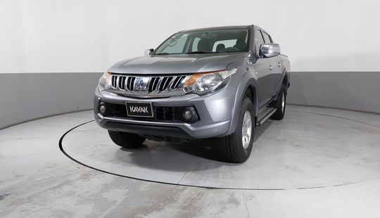 Mitsubishi • L200