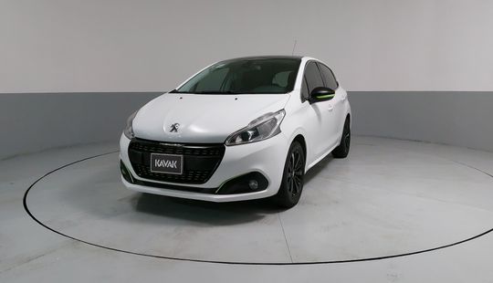 Peugeot • 208