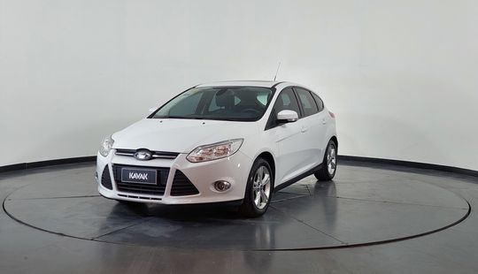 Ford Focus III 2.0 SE PLUS L14 MT-2015