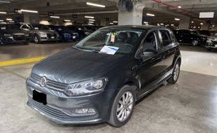 Volkswagen • Polo