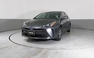 Toyota • Prius