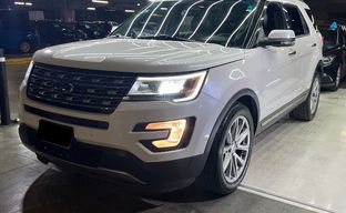 Ford • Explorer