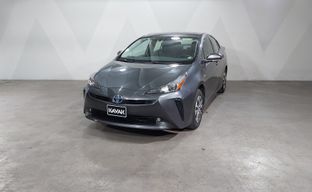 Toyota • Prius