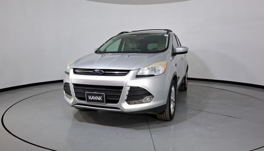 Ford • Escape