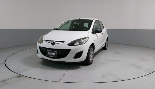 Mazda • Mazda 2