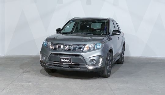 Suzuki • Vitara