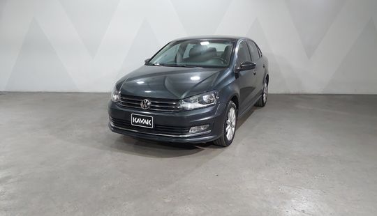 Volkswagen • Vento