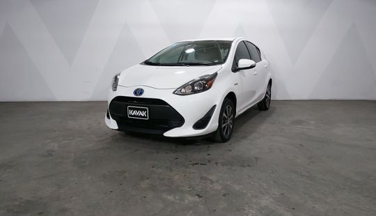 Toyota • Prius C