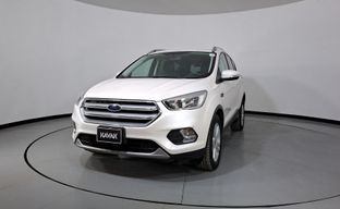 Ford • Escape