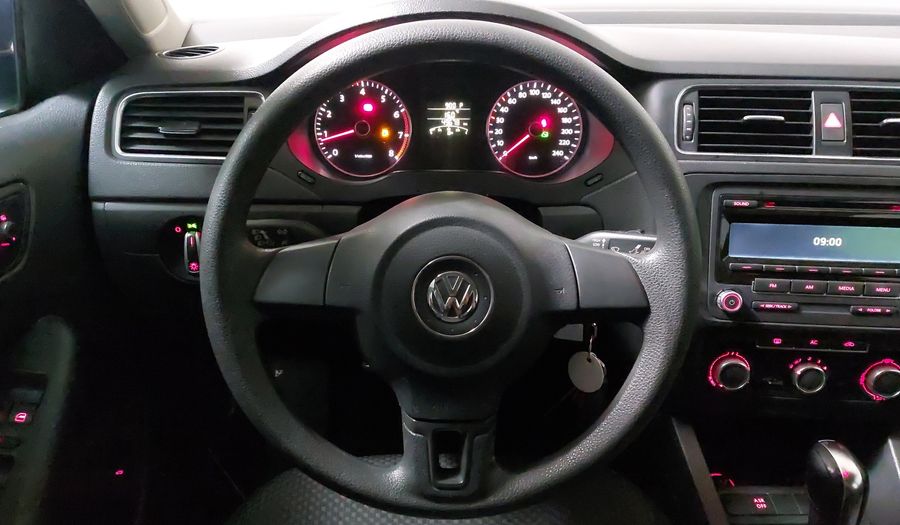 Volkswagen Jetta 2.5 STYLE TIPTRONIC Sedan 2012