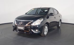 Nissan • Versa