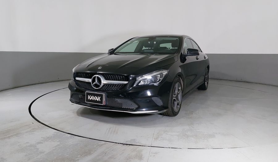 Mercedes Benz Clase Cla 1.6 CLA 200 SPORT DCT Coupe 2018