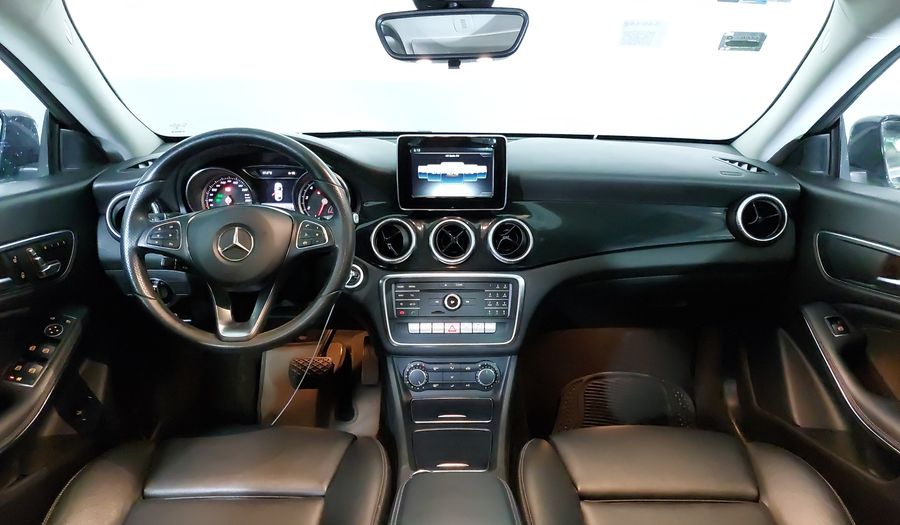 Mercedes Benz Clase Cla 1.6 CLA 200 SPORT DCT Coupe 2018