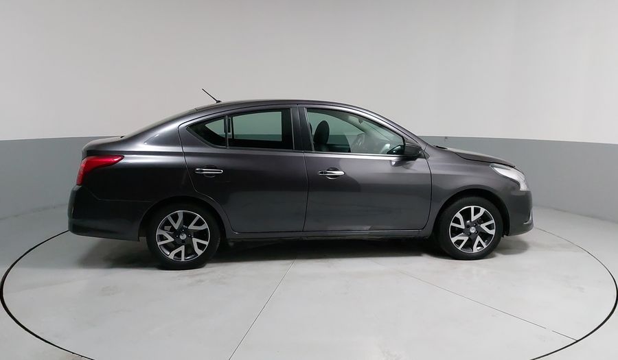 Nissan Versa 1.6 EXCLUSIVE TA AC Sedan 2016