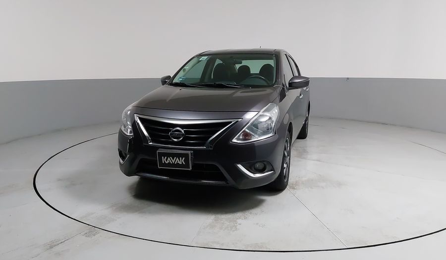 Nissan Versa 1.6 EXCLUSIVE TA AC Sedan 2016