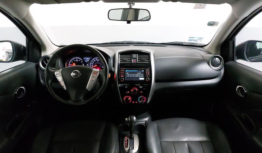 Nissan Versa 1.6 EXCLUSIVE TA AC Sedan 2016