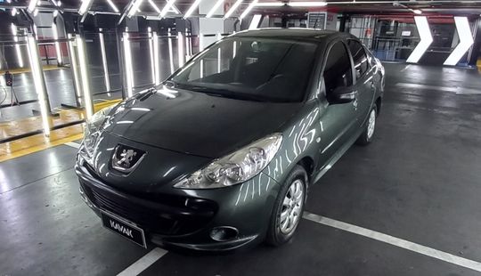 Peugeot 207 1.4 SEDAN XS MT-2010