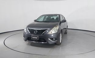 Nissan • Versa