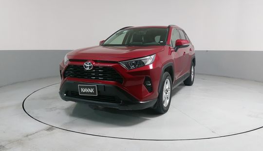 Toyota • RAV4