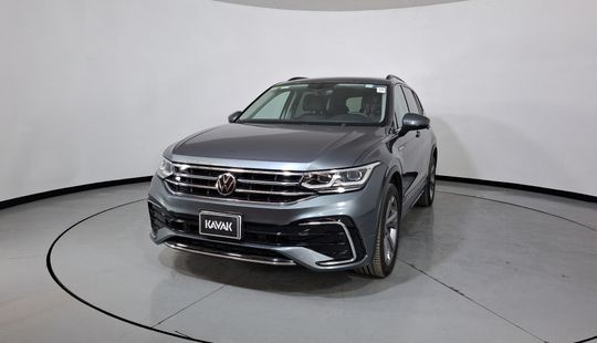 Volkswagen • Tiguan