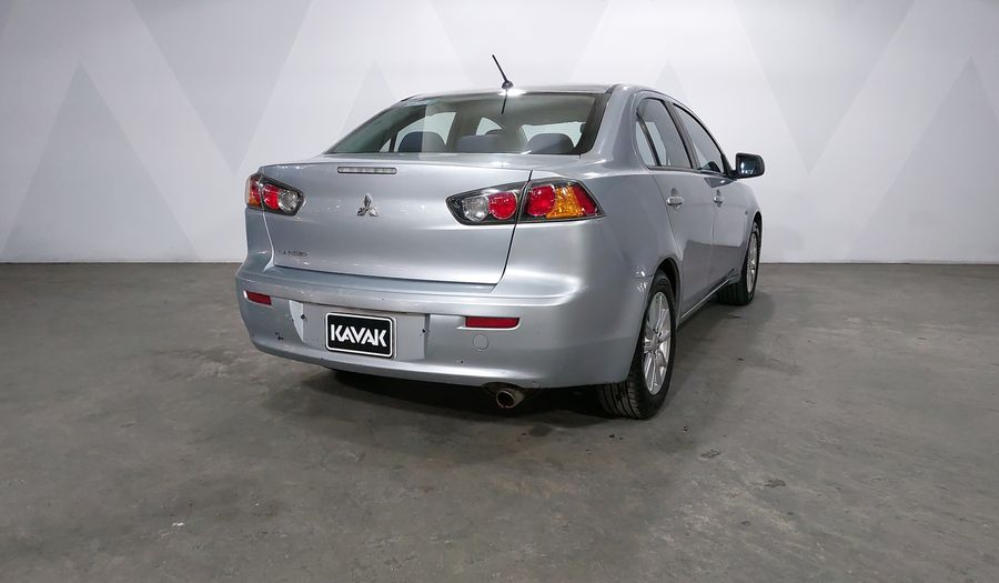 Mitsubishi Lancer 2.0 ES CVT Sedan 2015