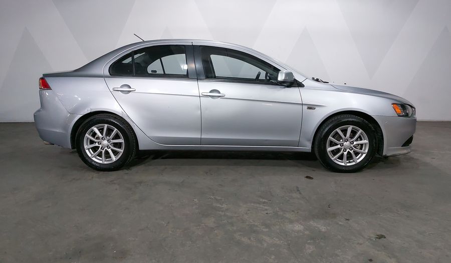 Mitsubishi Lancer 2.0 ES CVT Sedan 2015