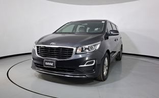 Kia • Sedona