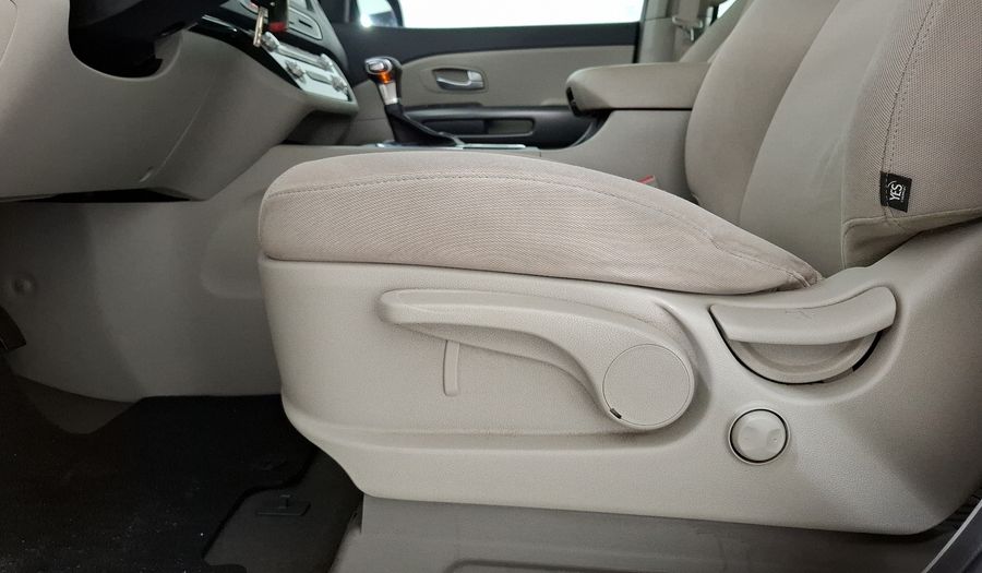 Kia Sedona 3.3 LX AUTO Minivan 2019