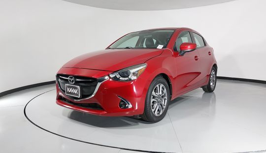 Mazda • Mazda 2