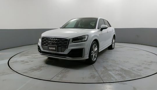 Audi • Q2