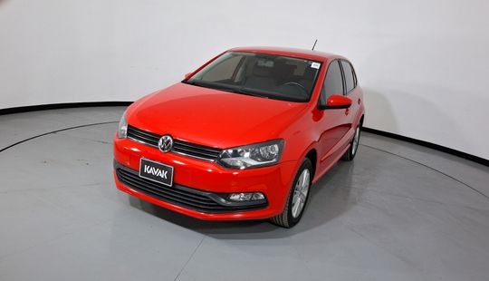 Volkswagen • Polo