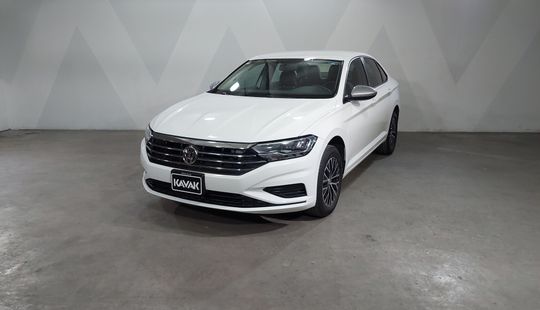 Volkswagen • Jetta